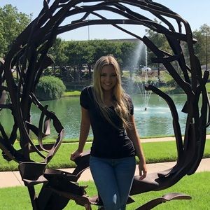 Meet your Posher, Charidy